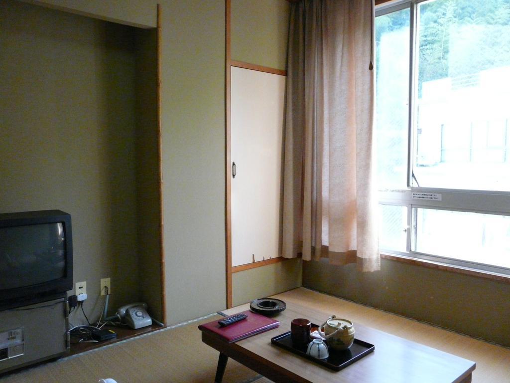 Shinwaka Lodge Wakayama Kamer foto