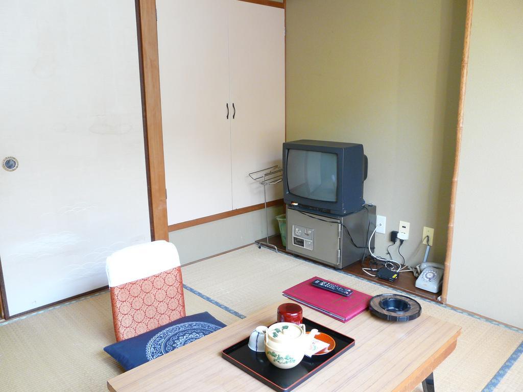 Shinwaka Lodge Wakayama Kamer foto