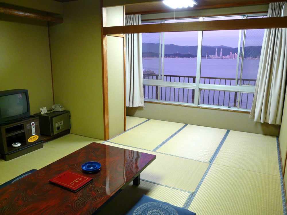 Shinwaka Lodge Wakayama Buitenkant foto