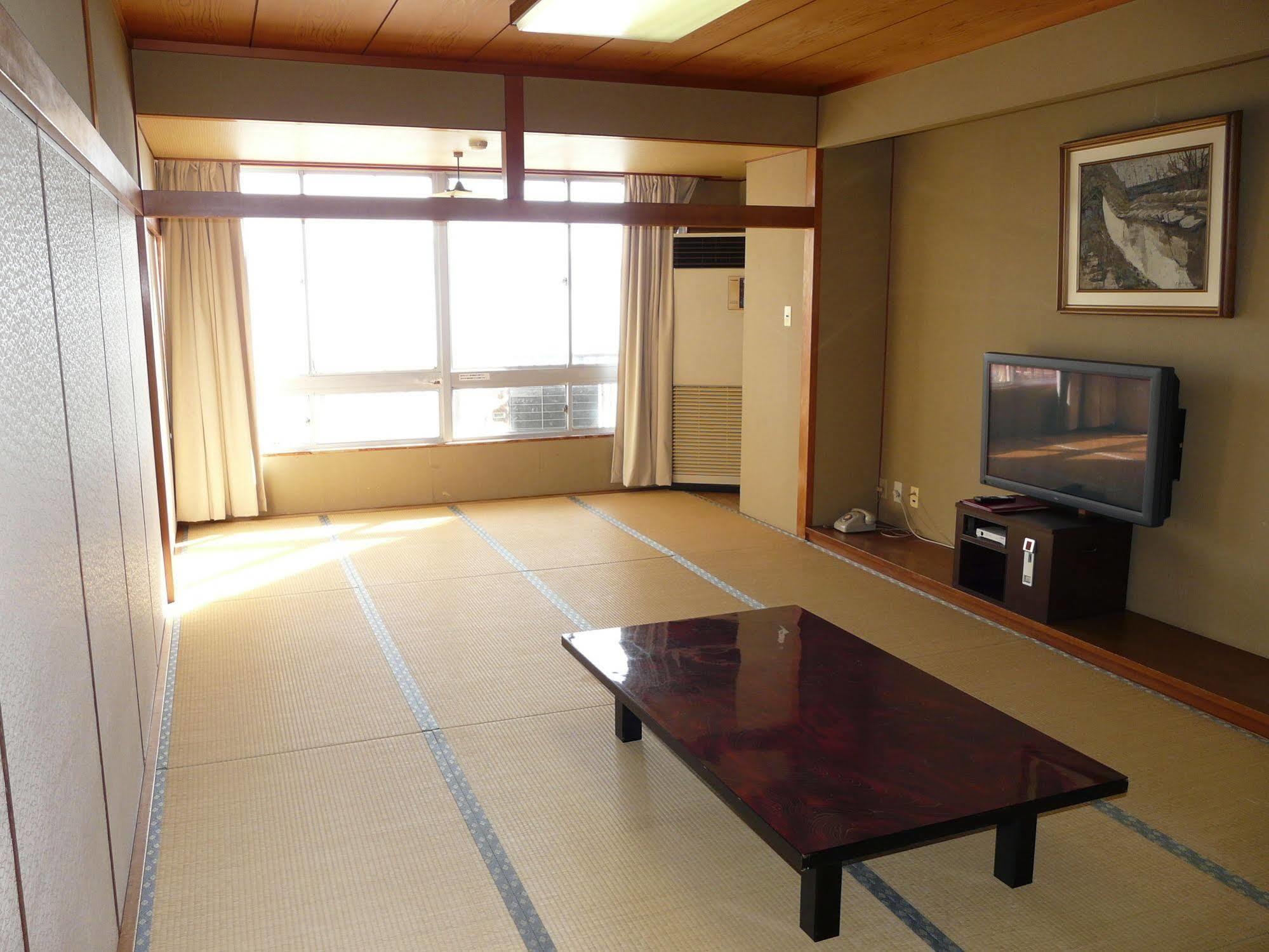 Shinwaka Lodge Wakayama Buitenkant foto